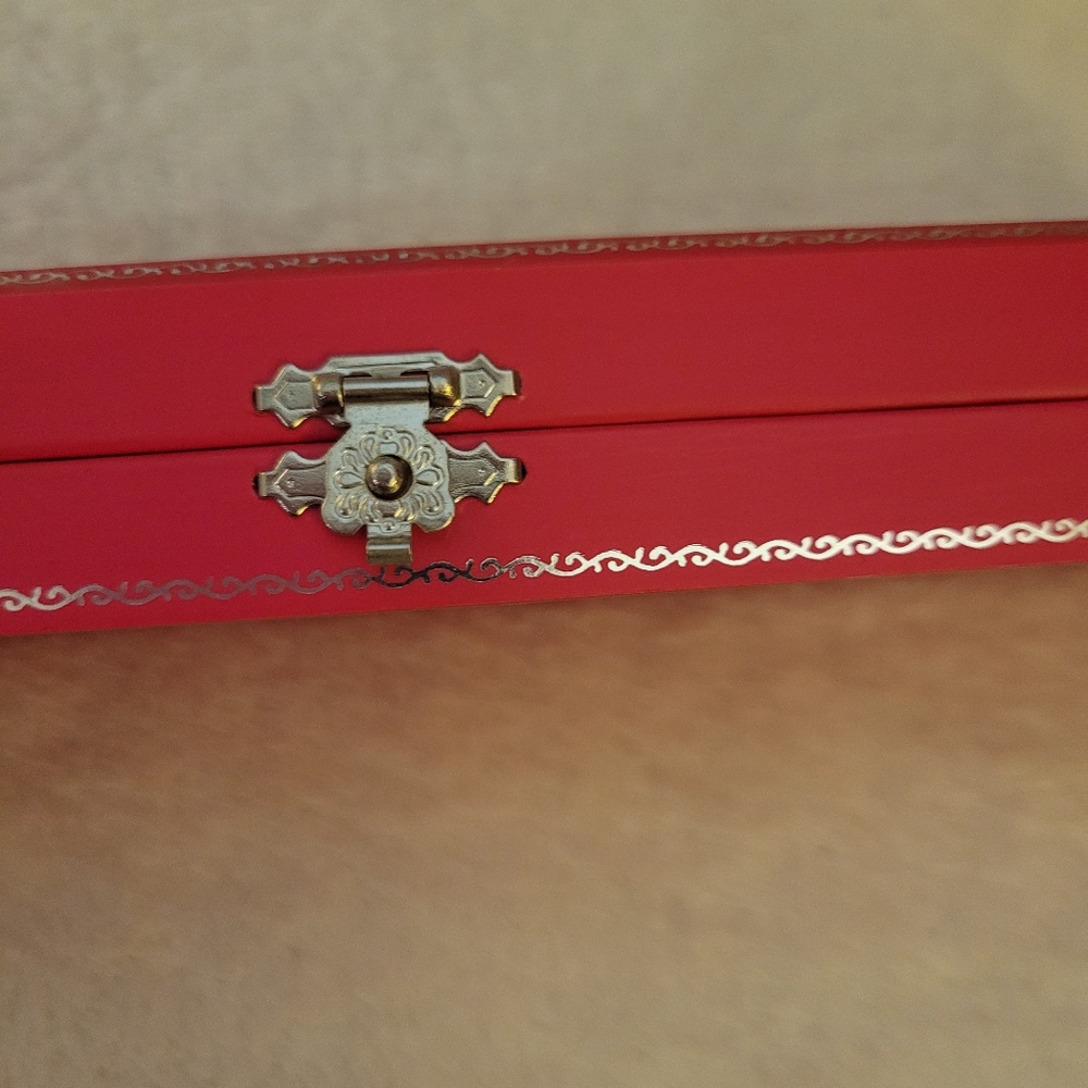 Juicy Couture Bracelet - Picture 3 of 4